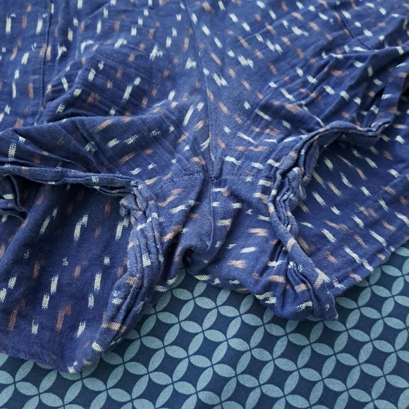 XL Passion Lilie Ikat Shorts Blue and Red Fair Trade - Picture 7 of 8